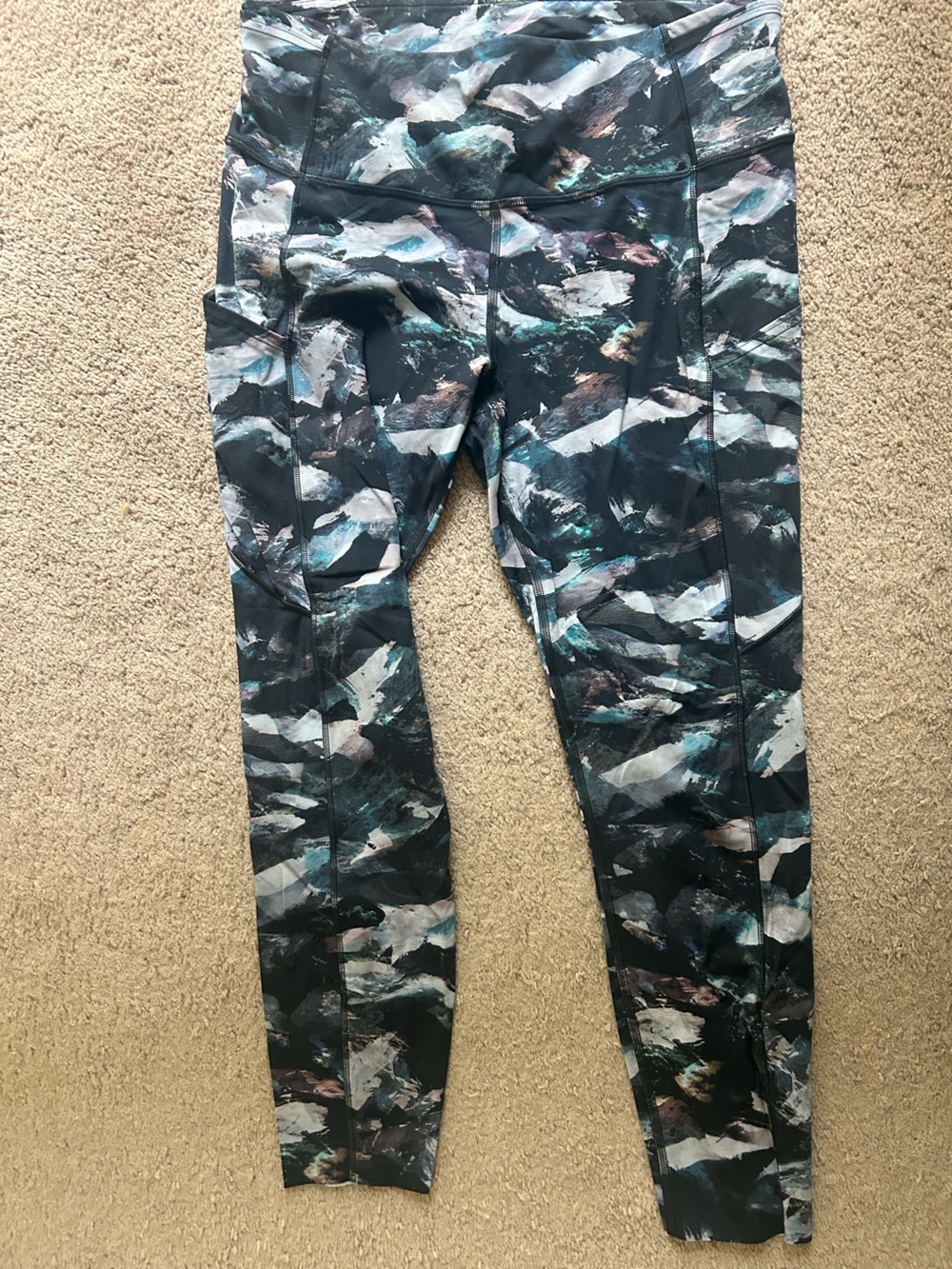 lululemon athletica Multicolor Abstract Performance Leggings